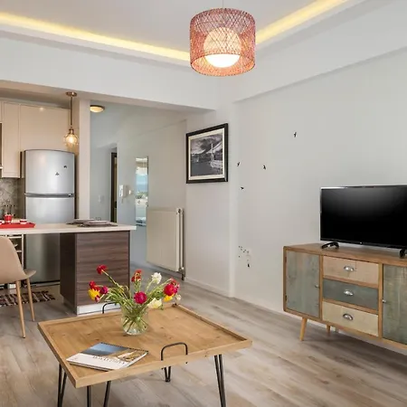 Βright apartment close to beach&city center * Χανιά