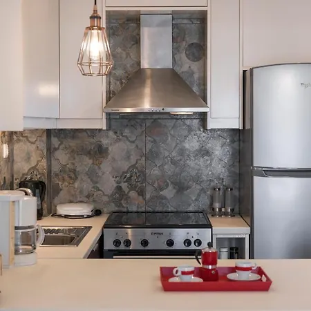 Daire Βright Apartment Close To Beach & City Center Hanya